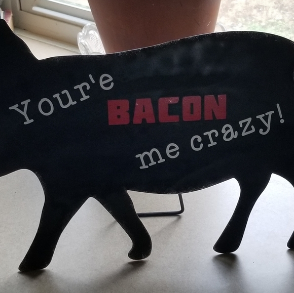 Tin pig with cute quote - Picture 2 of 4